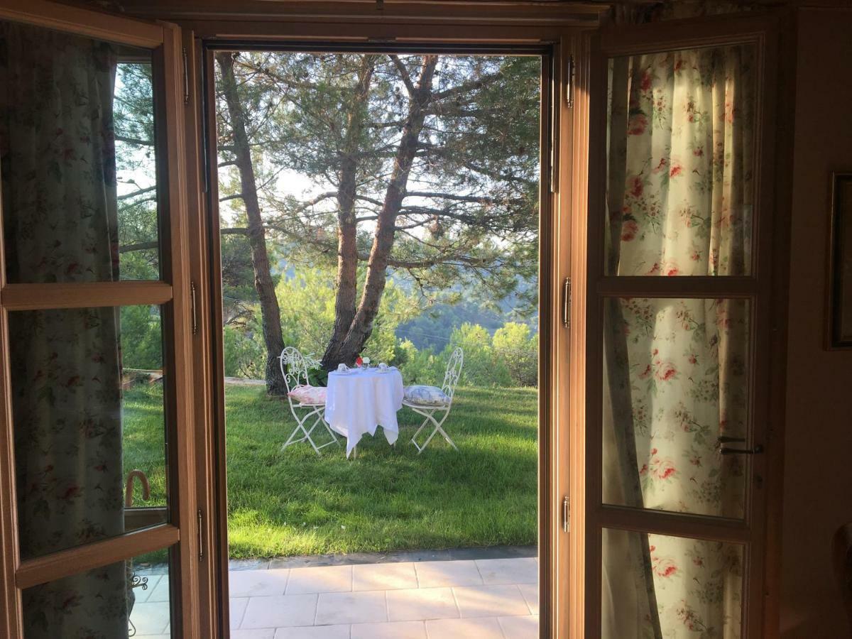 B&B Normanna Dolceacqua Bagian luar foto